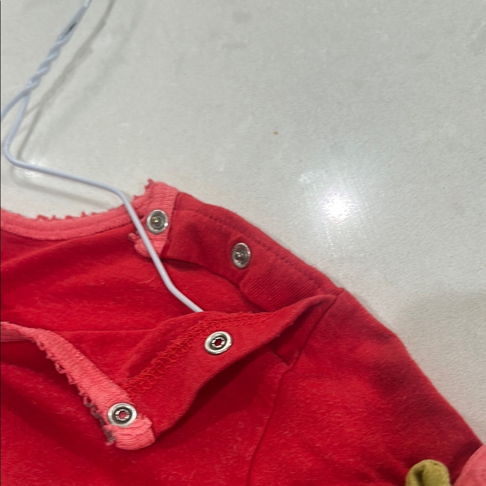 Oilily Long-Sleeve Logo Spell-out Red Shirt button Embellishments girls Sz 86 - Picture 10 of 12